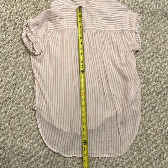 American Eagle outfitters, striped light, rose, and white size medium button up - Picture 11 of 11